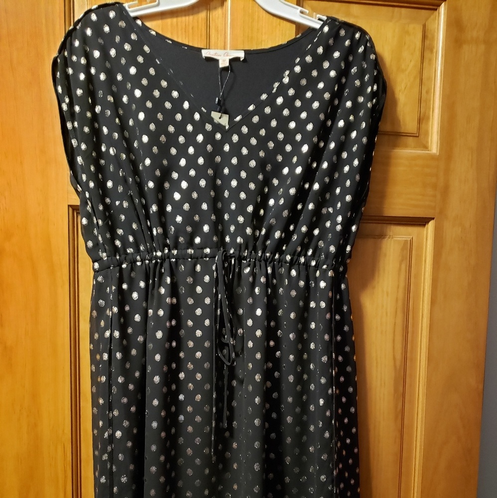 Black and gold maternity dress